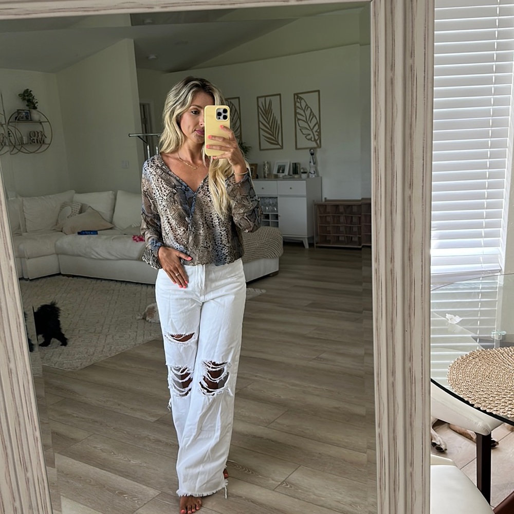 Snake Print Top - Picture 2 of 5